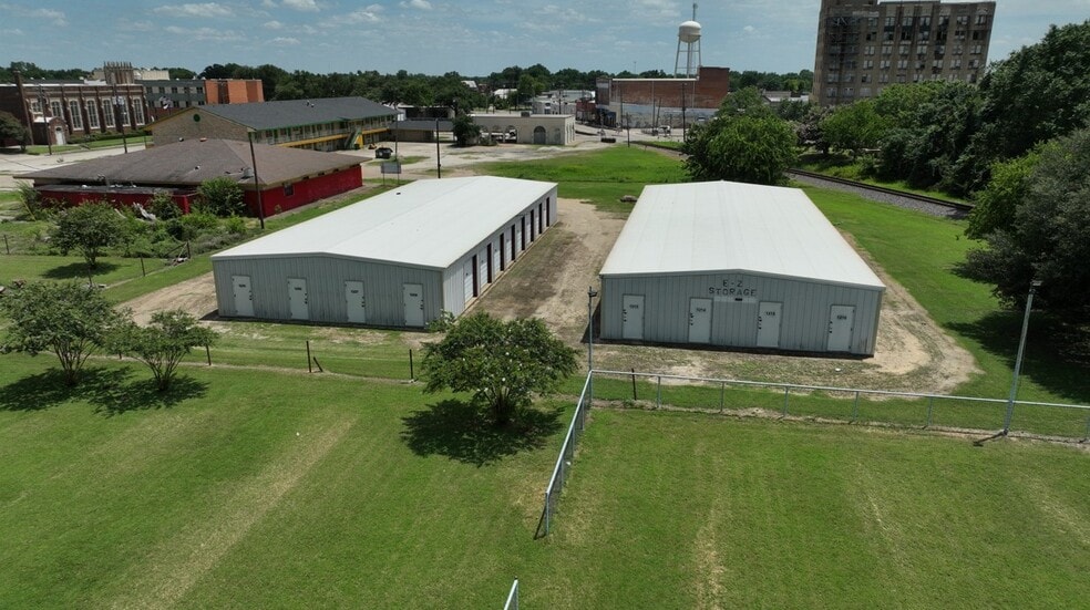 217 Winter St, Marlin, TX for sale - Building Photo - Image 3 of 32