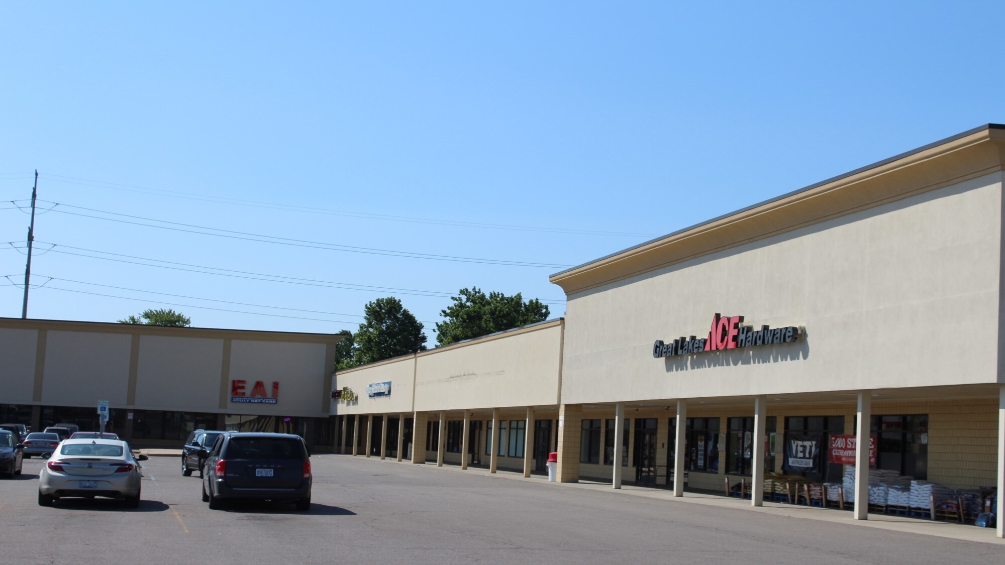 2250923143 Ecorse Rd, Taylor, MI 48180 Taylor Town