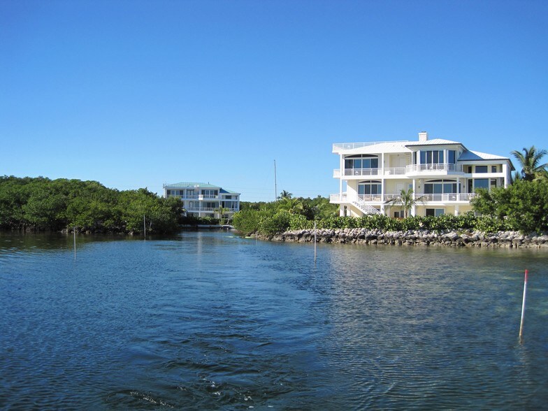 97251 Overseas Hwy, Key Largo, FL for sale - Primary Photo - Image 1 of 1