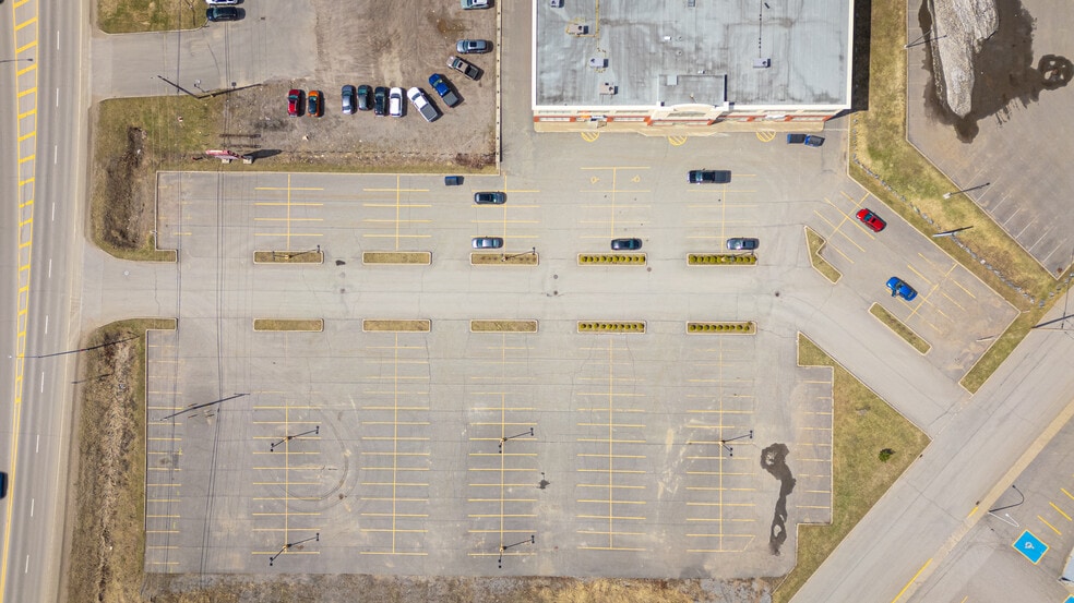 200 Rue Commerciale, Donnacona, QC for lease - Aerial - Image 3 of 4