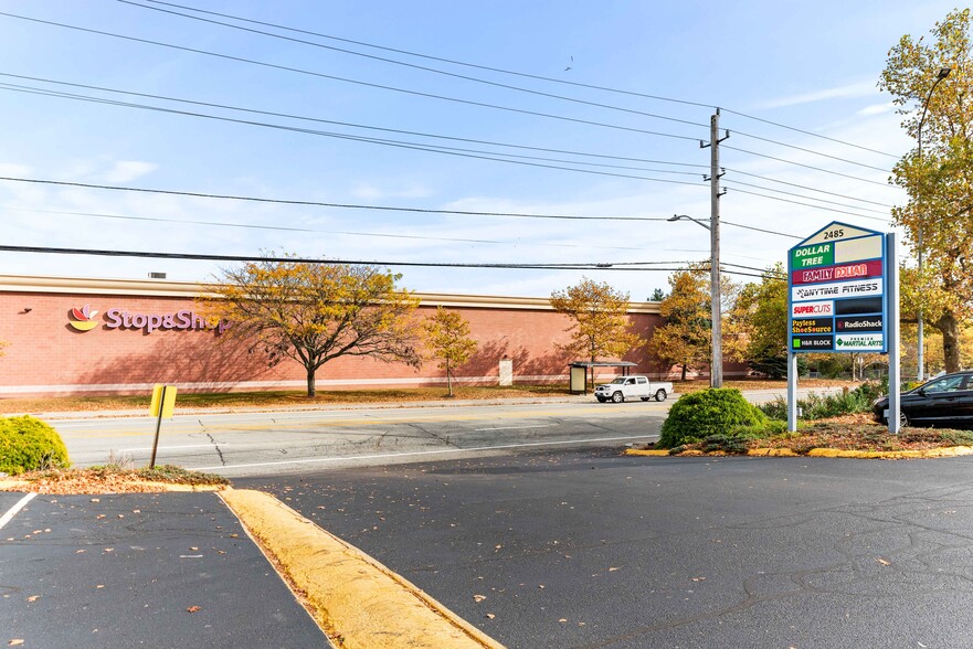 2485 Warwick Ave, Warwick, RI for lease - Building Photo - Image 3 of 9