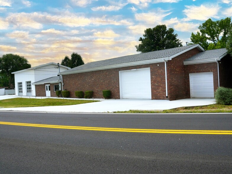 7455 Veterans Memorial Pky, Saint Peters, MO for sale - Building Photo - Image 3 of 4