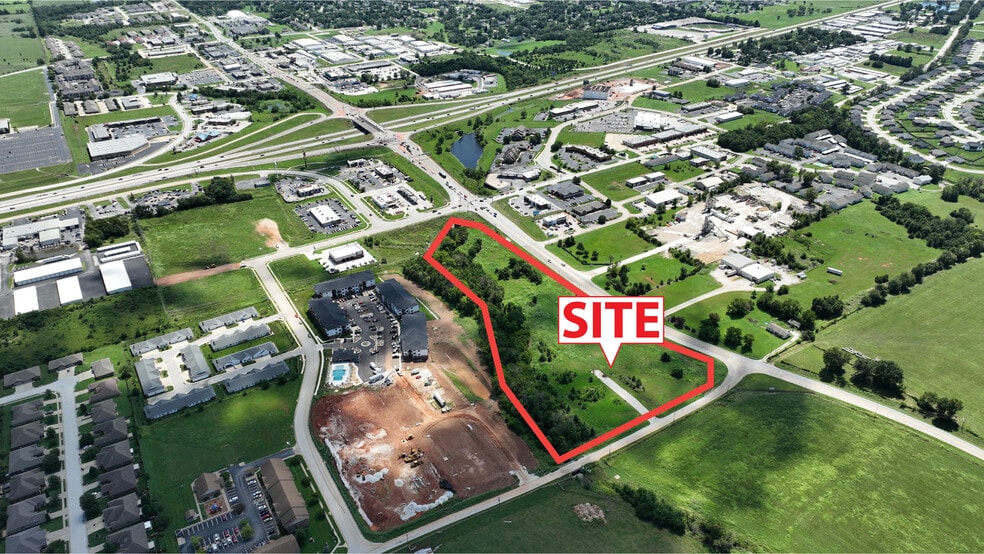 CC, Ozark, MO for lease - Building Photo - Image 2 of 10