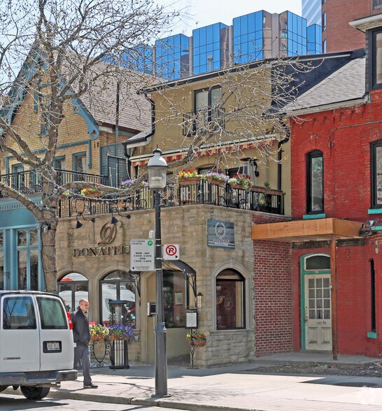 37 Elm St, Toronto, ON for sale - Primary Photo - Image 1 of 1