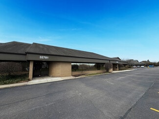 More details for 32781-32783 Middlebelt Rd, Farmington Hills, MI - Office for Sale