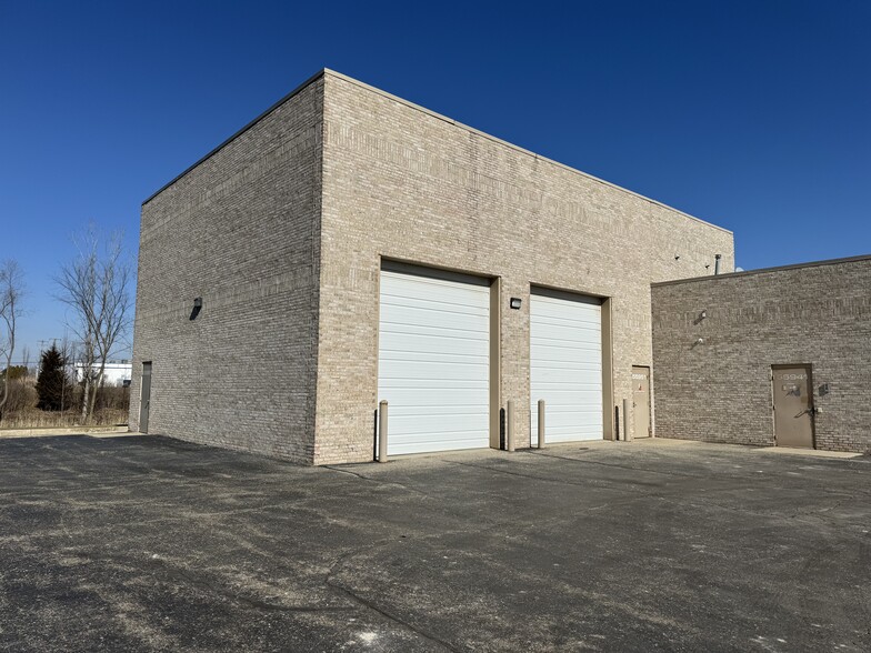 55951 Gratiot Ave, Chesterfield, MI for sale - Building Photo - Image 3 of 16