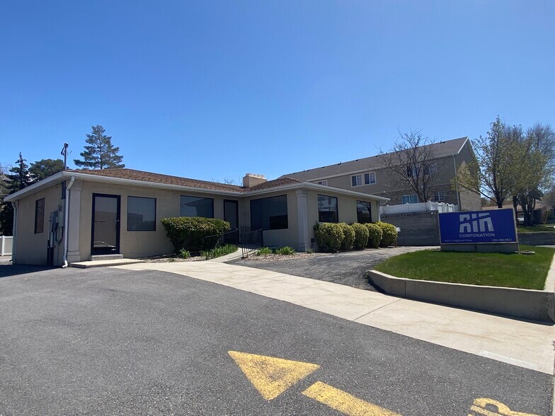 7177 S Highland Dr, Cottonwood Heights, UT for sale - Primary Photo - Image 1 of 1