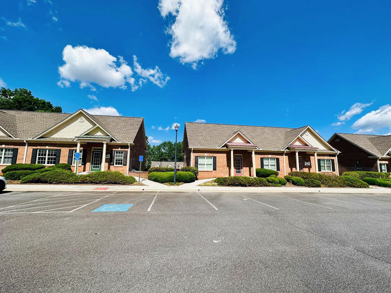 4485 Tench Rd, Suwanee, GA for lease - Building Photo - Image 2 of 8