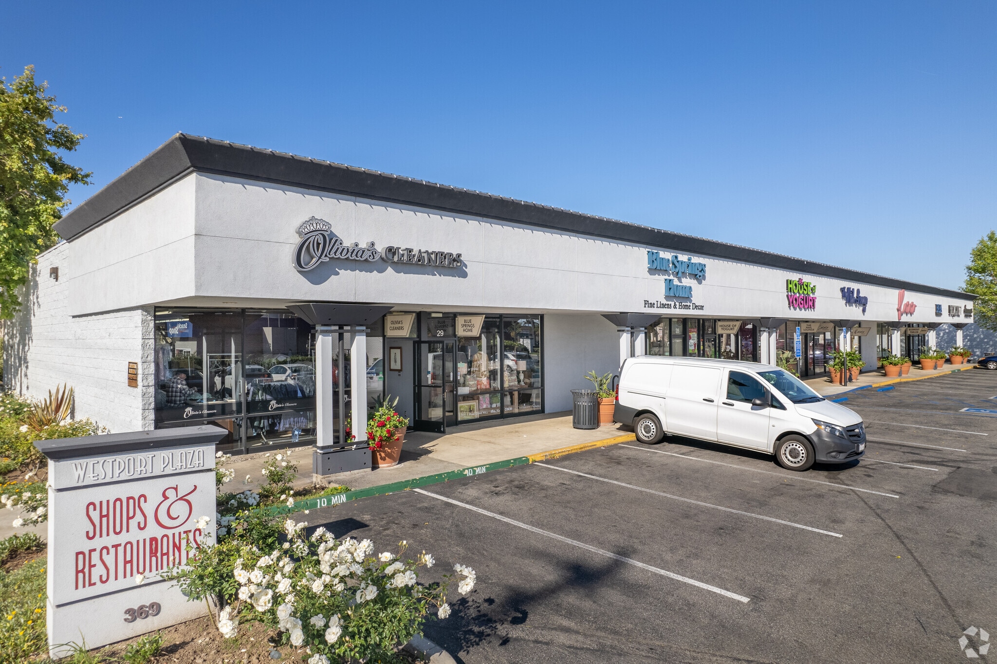 369 E 17th St, Costa Mesa, CA for lease Primary Photo- Image 1 of 17