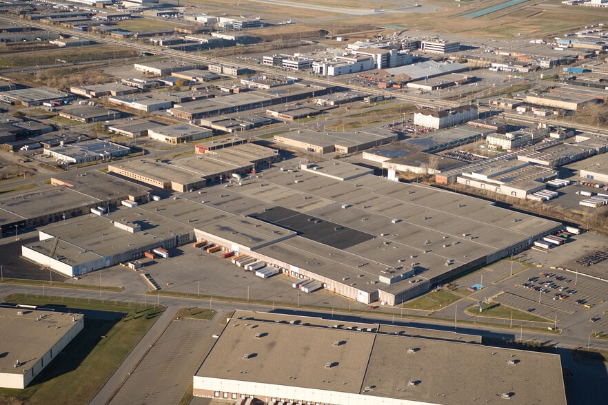 4505 Rue Hickmore, Montréal, QC for lease - Building Photo - Image 1 of 5