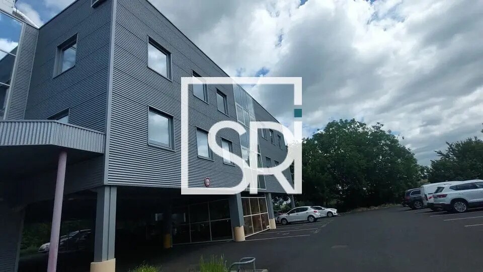 Office in Clermont-Ferrand for lease - Building Photo - Image 2 of 18