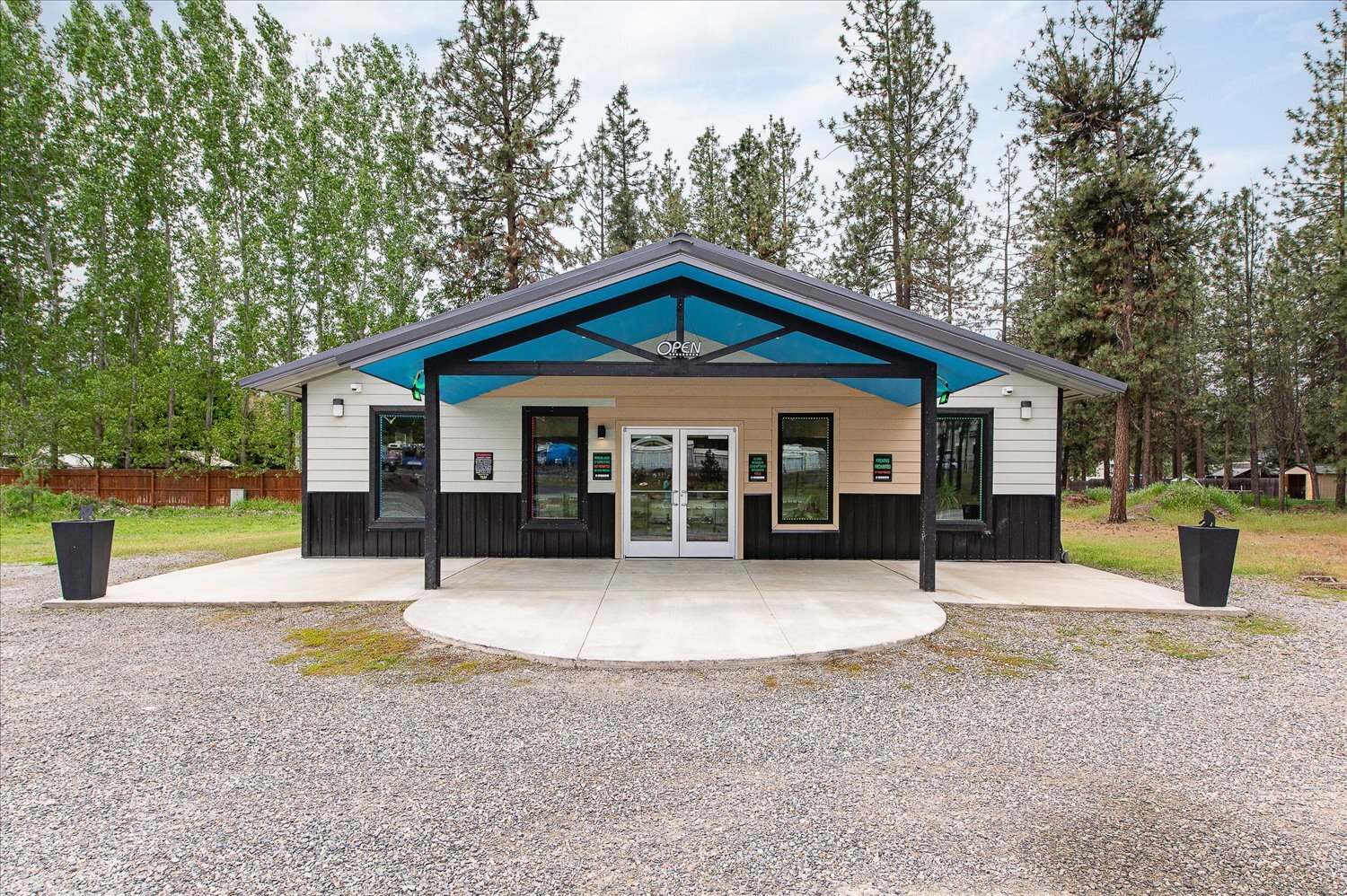 6063B Hwy 291, Nine Mile Falls, WA for sale Building Photo- Image 1 of 9