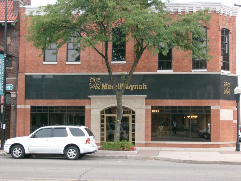 2912 Biddle Ave, Wyandotte, MI 48192