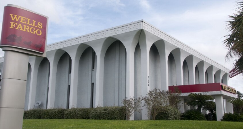 834 N Cocoa Blvd, Cocoa, FL for sale - Building Photo - Image 1 of 1