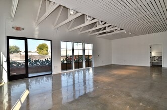 5609 S Congress Ave, Austin, TX for lease Interior Photo- Image 2 of 6