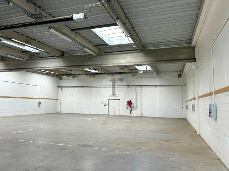 Flex in Roost-Warendin for sale - Interior Photo - Image 2 of 7