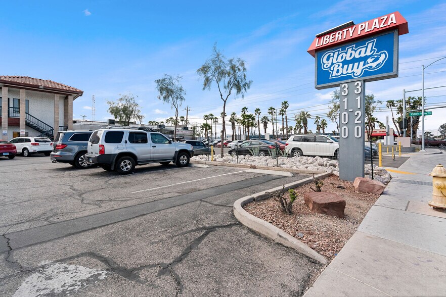 3110 S Valley View Blvd, Las Vegas, NV for lease - Building Photo - Image 3 of 8