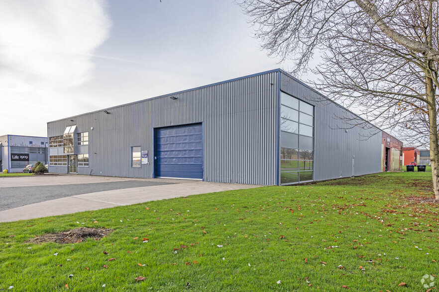 Redworth Way, Newton Aycliffe for lease - Building Photo - Image 2 of 2