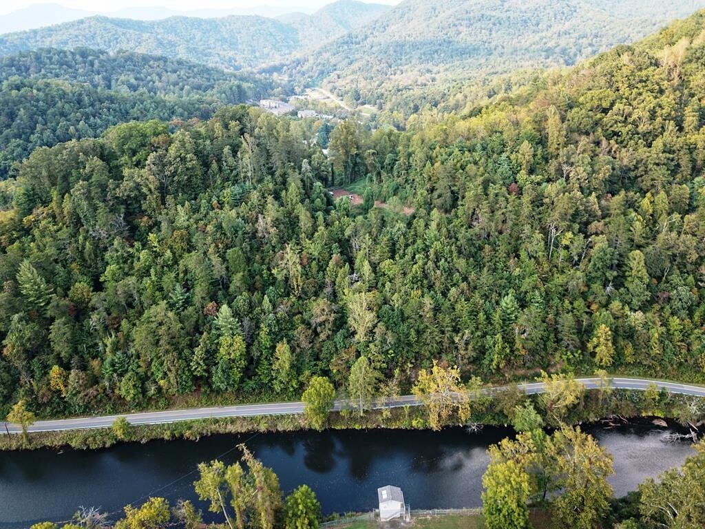 00 Wayehutta Rd, Cullowhee, NC for sale Primary Photo- Image 1 of 1