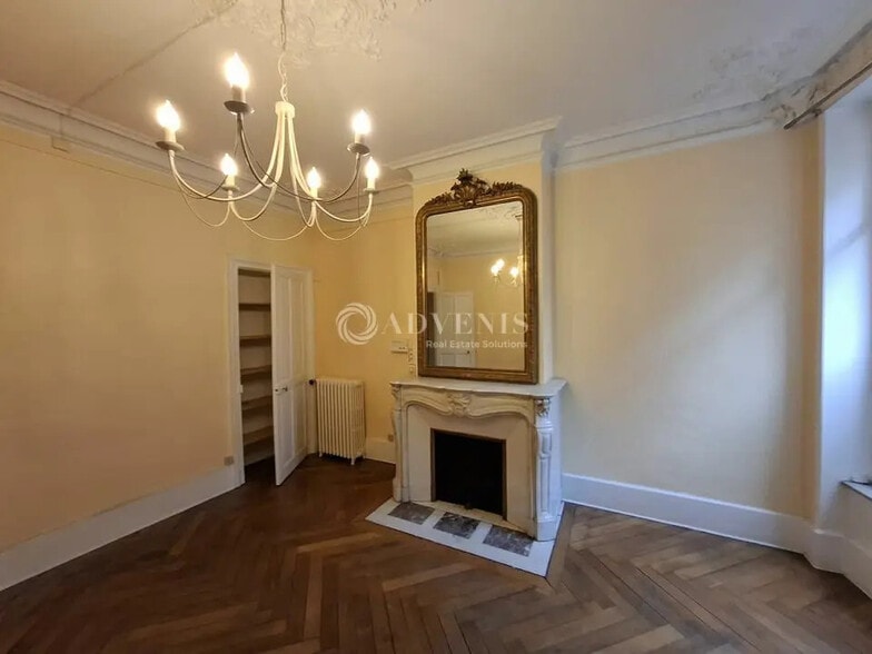 49 Avenue Foch, Nancy for lease - Interior Photo - Image 3 of 6