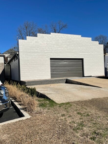 2320 Wayne St, Columbia, SC for lease - Building Photo - Image 2 of 8