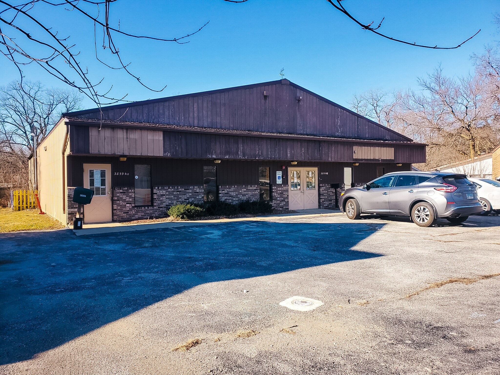 38594 N Sheridan Rd, Beach Park, IL for sale Building Photo- Image 1 of 1