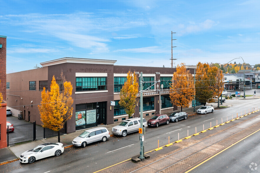 2413-2415 Pacific Ave, Tacoma, WA for lease - Building Photo - Image 2 of 5