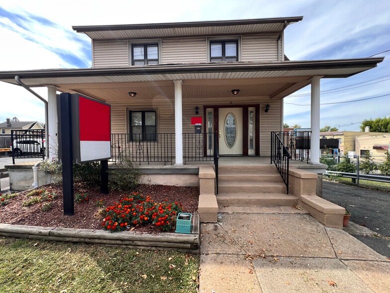 17 Winant Ave, Ridgefield Park, NJ for sale - Building Photo - Image 1 of 6