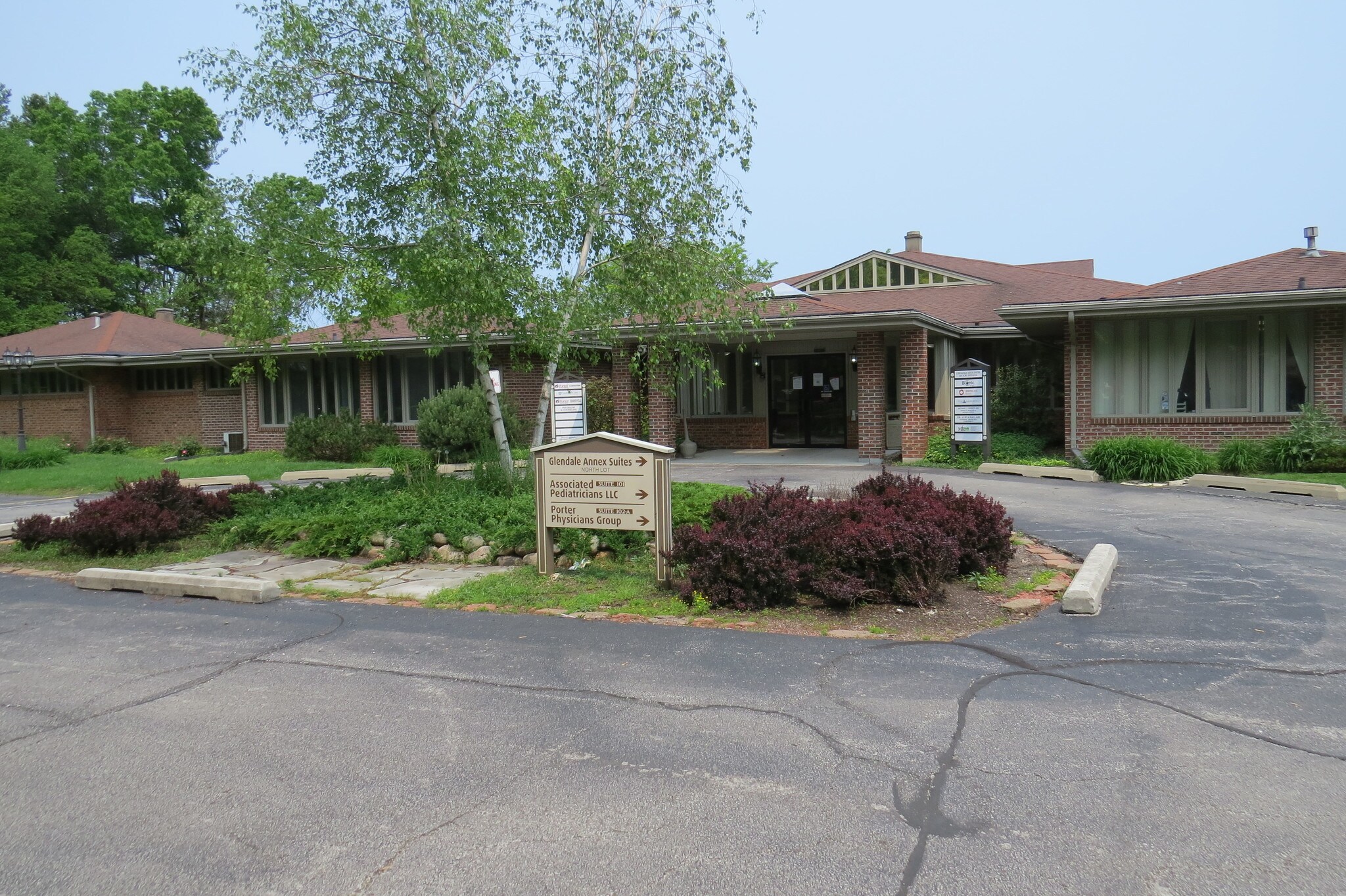 1101 Glendale Blvd, Valparaiso, IN for sale Building Photo- Image 1 of 1
