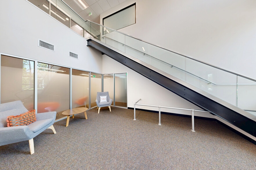 34 Commerce Way, Woburn, MA for lease - Matterport 3D Scan - Image 2 of 23