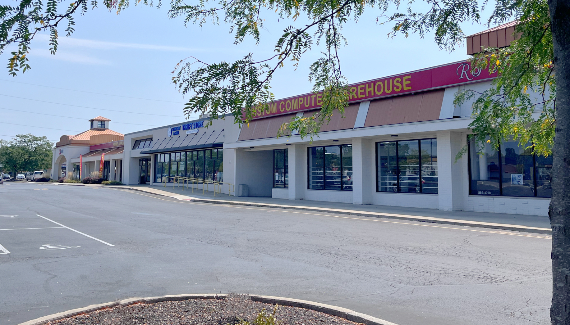 5900-6080 E Main St, Columbus, OH for lease Building Photo- Image 1 of 7