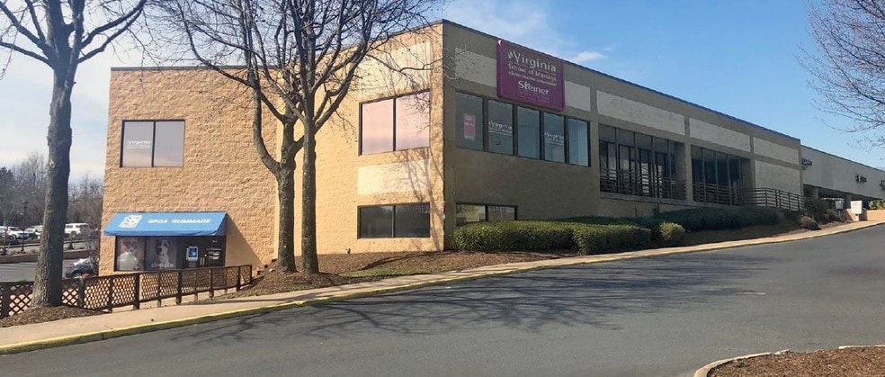 364-398 Hillsdale Dr, Charlottesville, VA for lease - Building Photo - Image 3 of 5