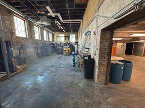 1100 Northern Pacific Ave N, Fargo, ND for lease Interior Photo- Image 2 of 8