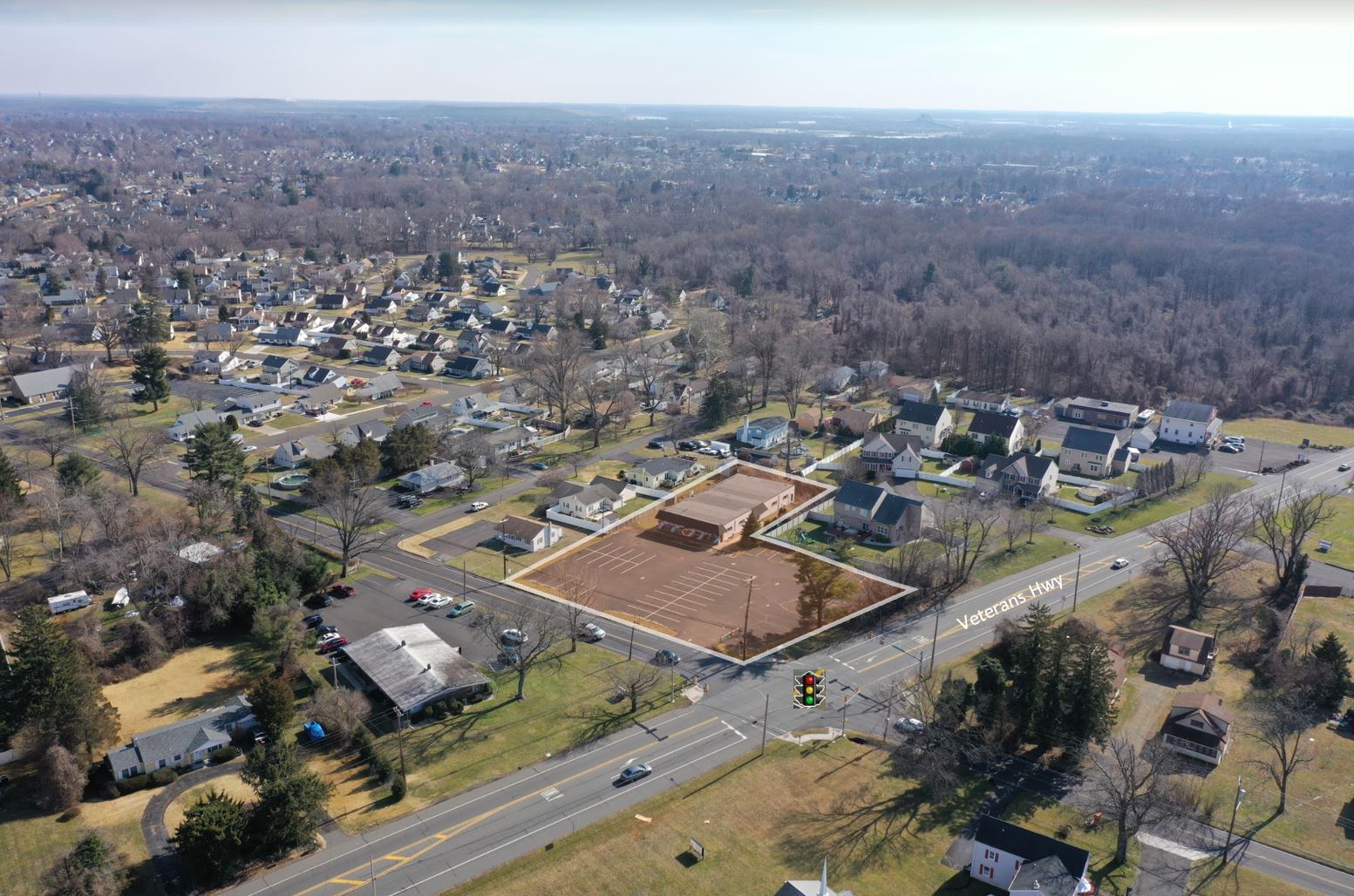 1301 Frosty Hollow Rd, Levittown, PA 19056