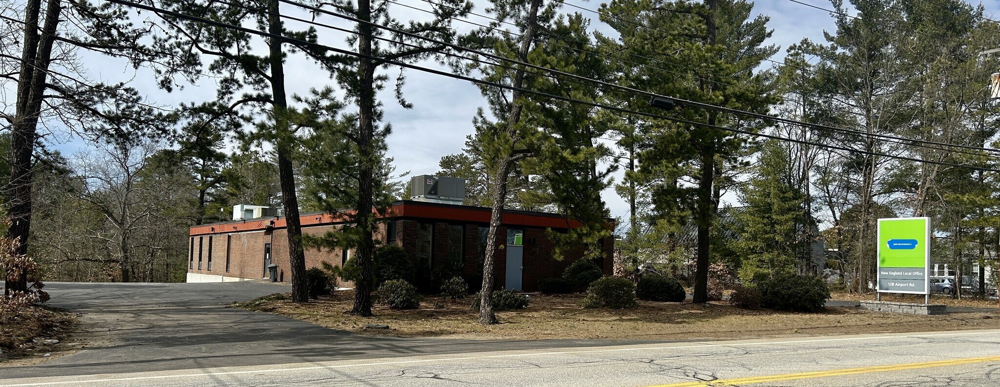 128 Airport Rd, Concord, NH for sale Primary Photo- Image 1 of 1