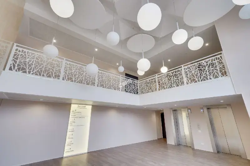 Office in Nanterre for sale - Lobby - Image 1 of 2