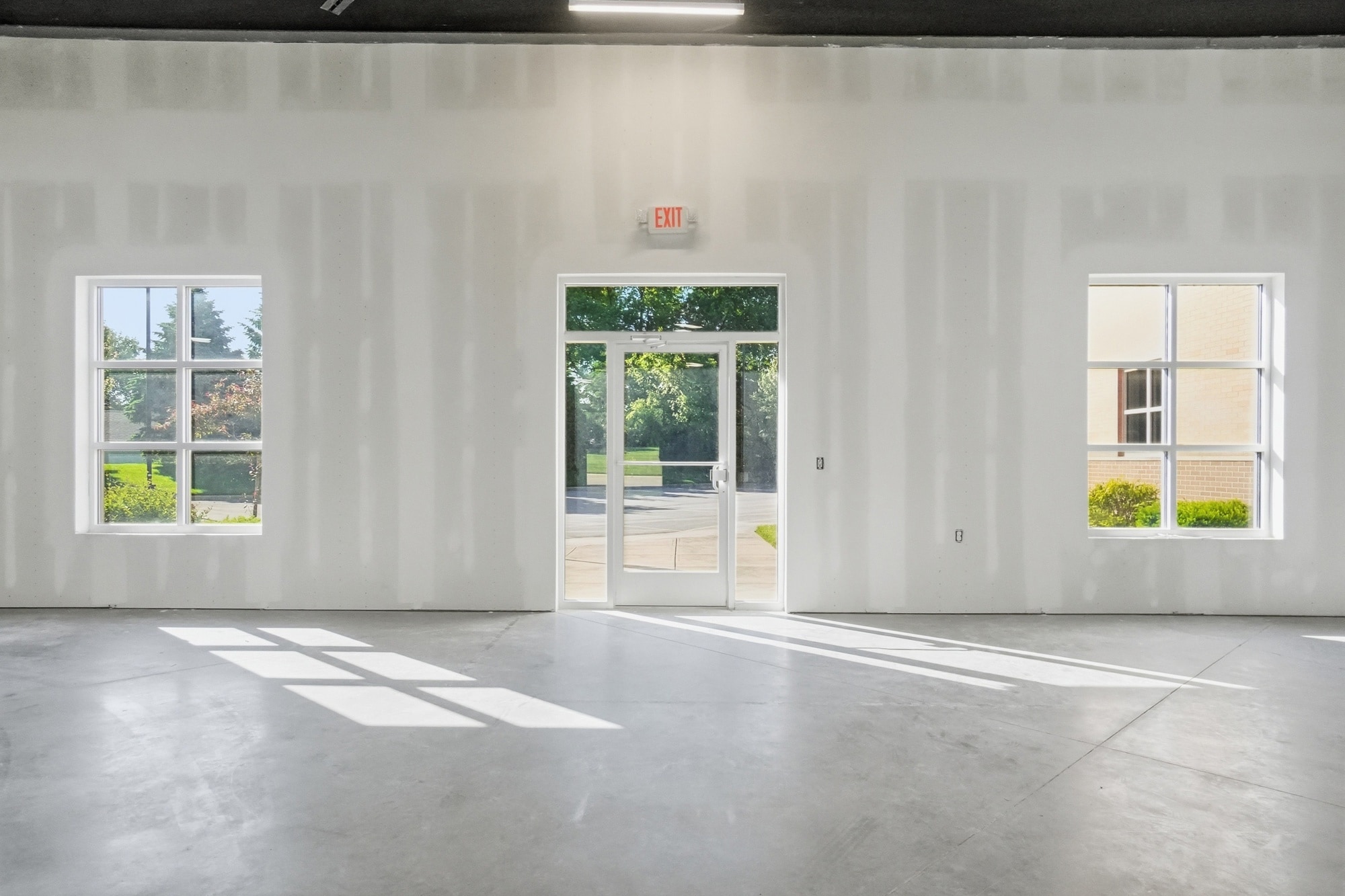 1740 Thomas Paine Pky, Dayton, OH for lease Interior Photo- Image 1 of 28