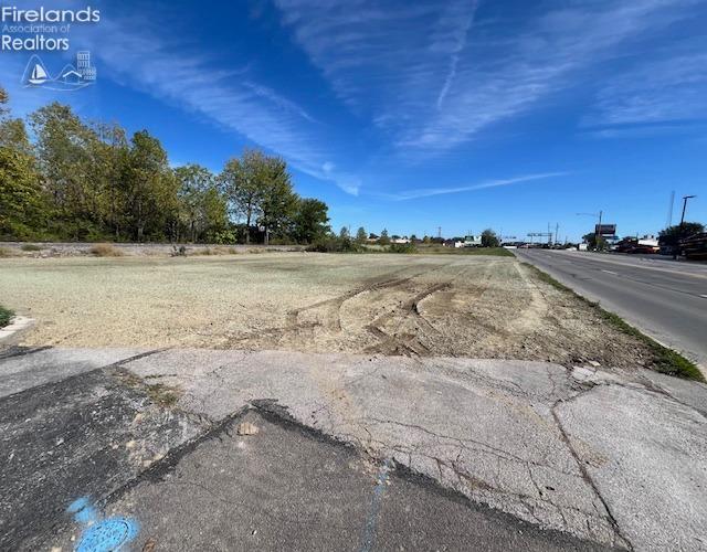 2100 W State St, Fremont, OH for sale Primary Photo- Image 1 of 2