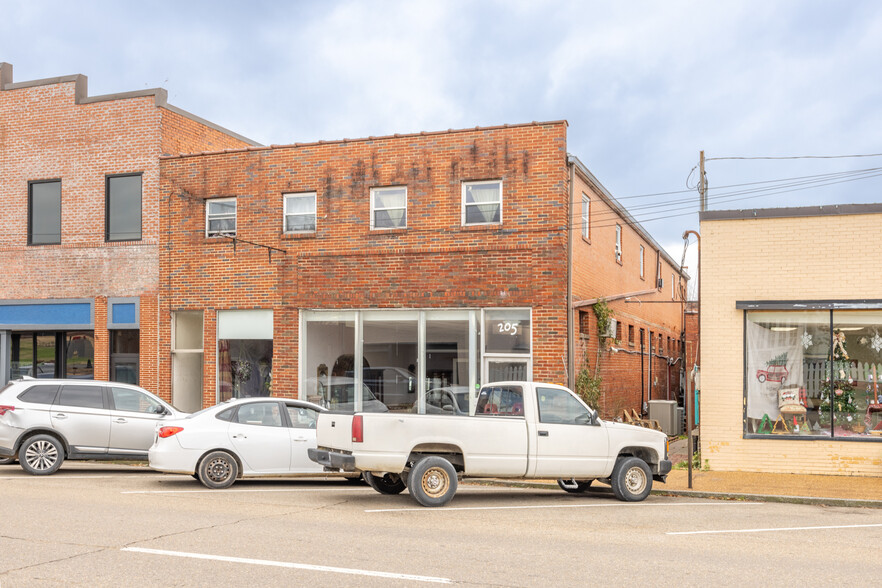 205 E Washington Ave, Athens, TN for sale - Building Photo - Image 3 of 34