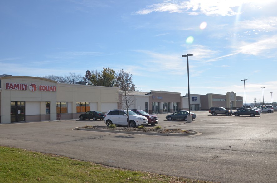 1601-1609 S West Ave, Freeport, IL for sale - Primary Photo - Image 1 of 1