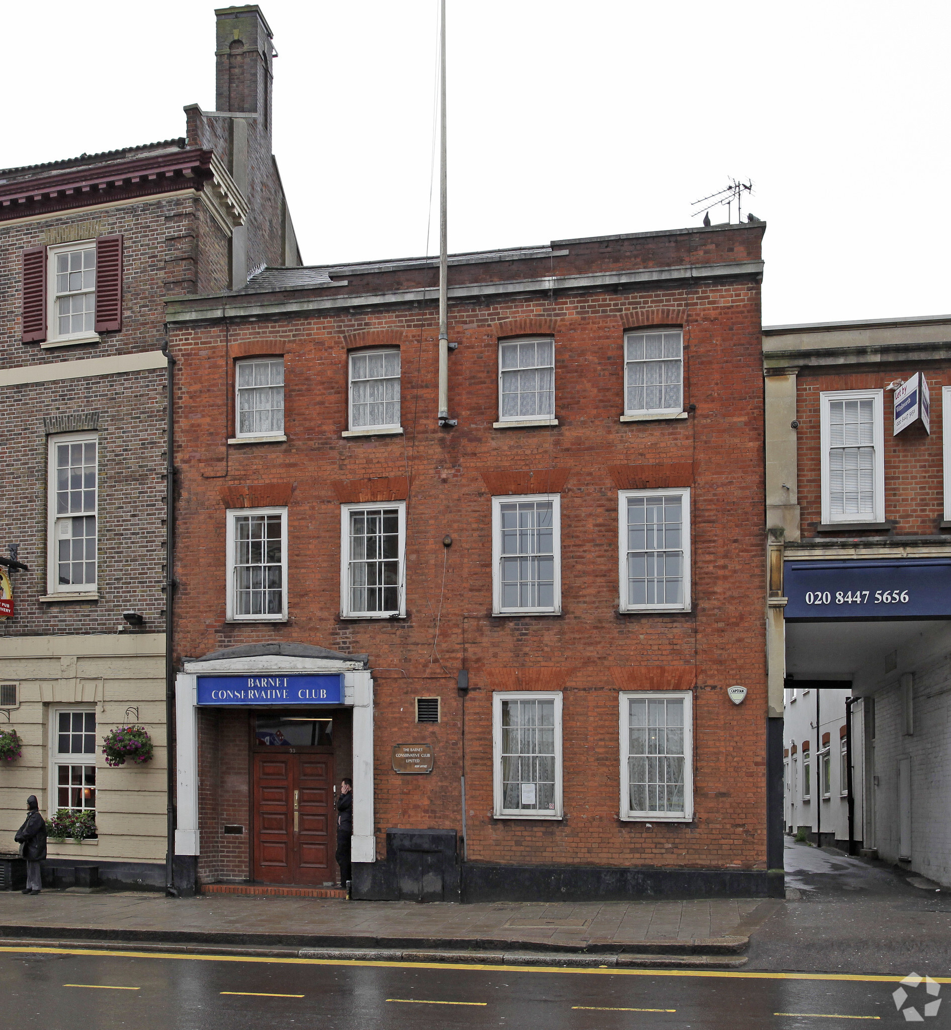 33 High St, Barnet for sale Primary Photo- Image 1 of 1