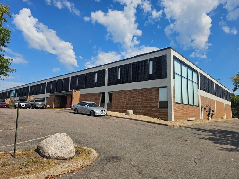771-783 NE Harding St, Minneapolis, MN for lease - Building Photo - Image 1 of 9