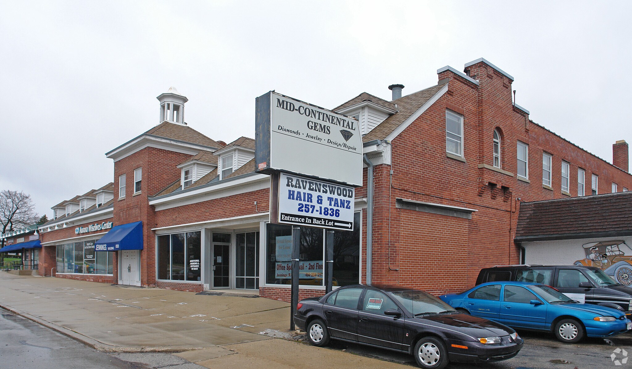 8320 W Bluemound Rd, Milwaukee, WI 53213 OfficeMedical for Lease