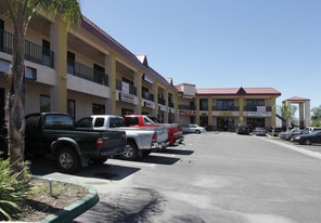 Mountain View Plaza - Call Center