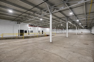 799 E 73rd St, Cleveland, OH for lease Interior Photo- Image 2 of 8