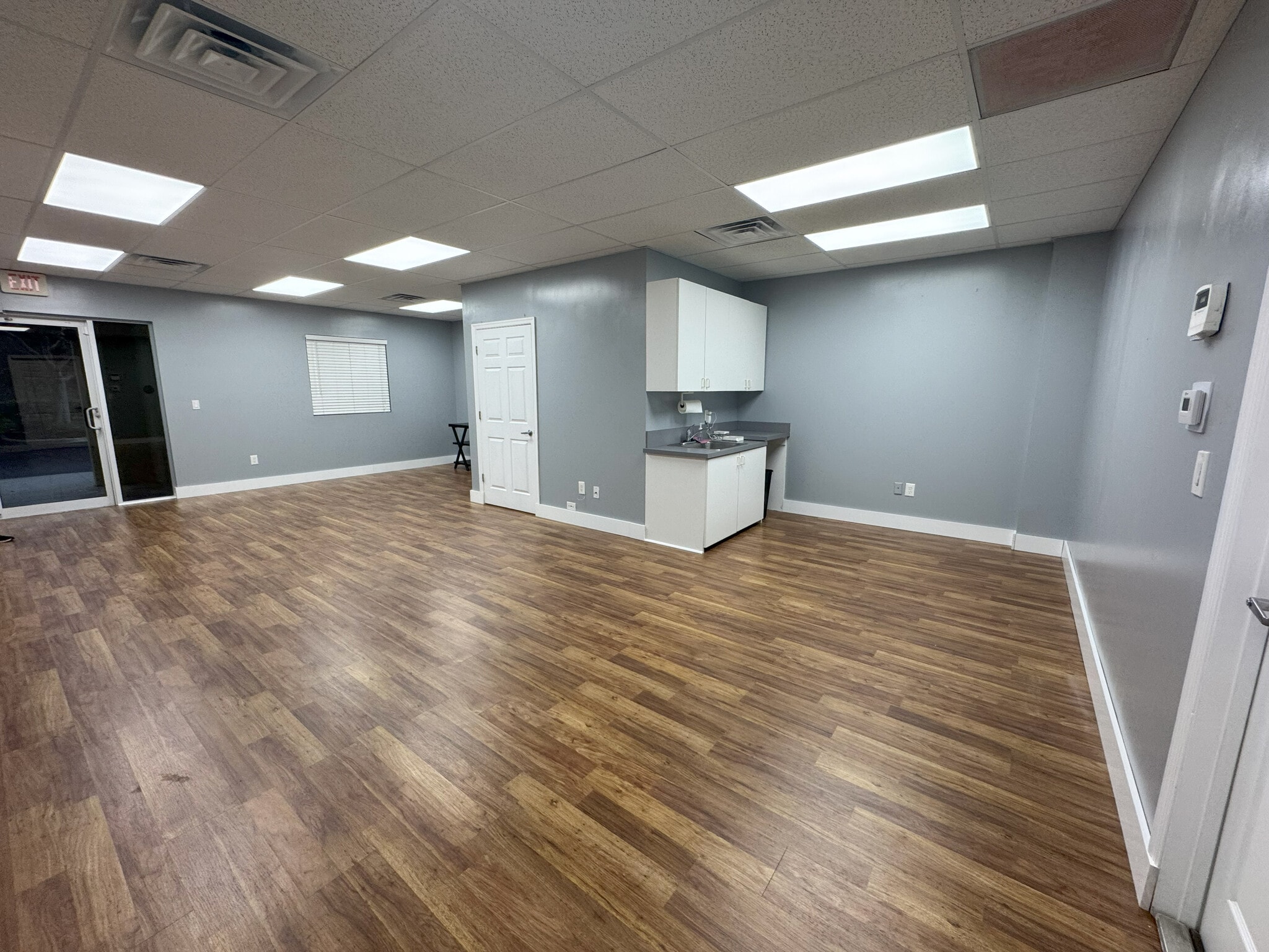 2771 Vista Pky, West Palm Beach, FL for lease Interior Photo- Image 1 of 4