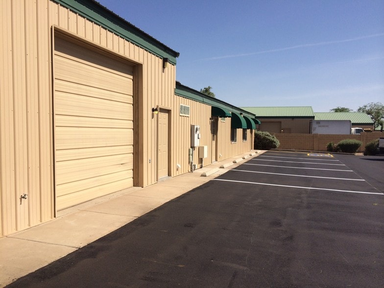 3960 E Palm Ln, Mesa, AZ for lease - Building Photo - Image 1 of 4