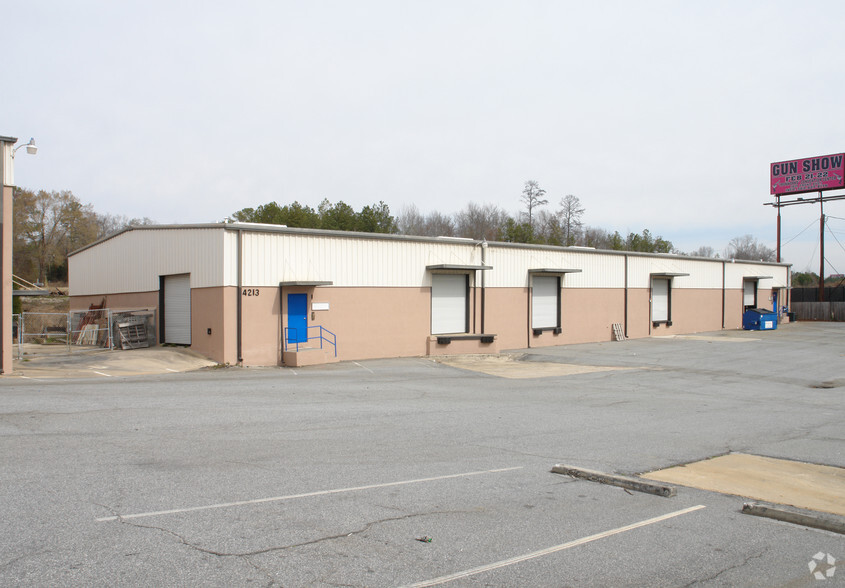 4209 Milgen Rd, Columbus, GA for lease - Primary Photo - Image 1 of 8