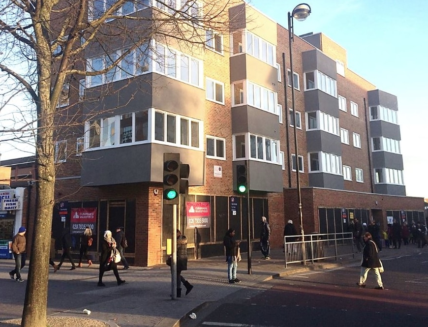 10 Staines Rd, Hounslow for sale Primary Photo- Image 1 of 1