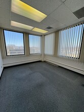 121 S Wilke Rd, Arlington Heights, IL for lease Interior Photo- Image 2 of 3